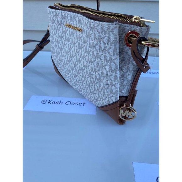 Michael Kors MK Nicole Large Triple Compartment Crossbody- Vanilla - Picture 3 of 9